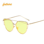 CAT'S EYE SUNGLASSES